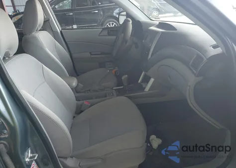 2011 Subaru Forester 2.5X z USA, uszkodzony, nr VIN JF2SHABCXBH701794